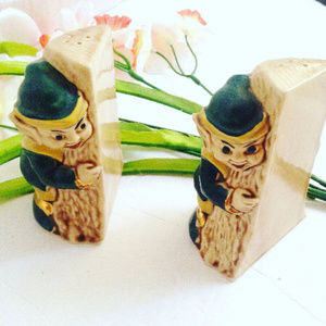 Mid Century ELVES Salt and Pepper SHAKERS, Hunter Green And Gold, Vintage